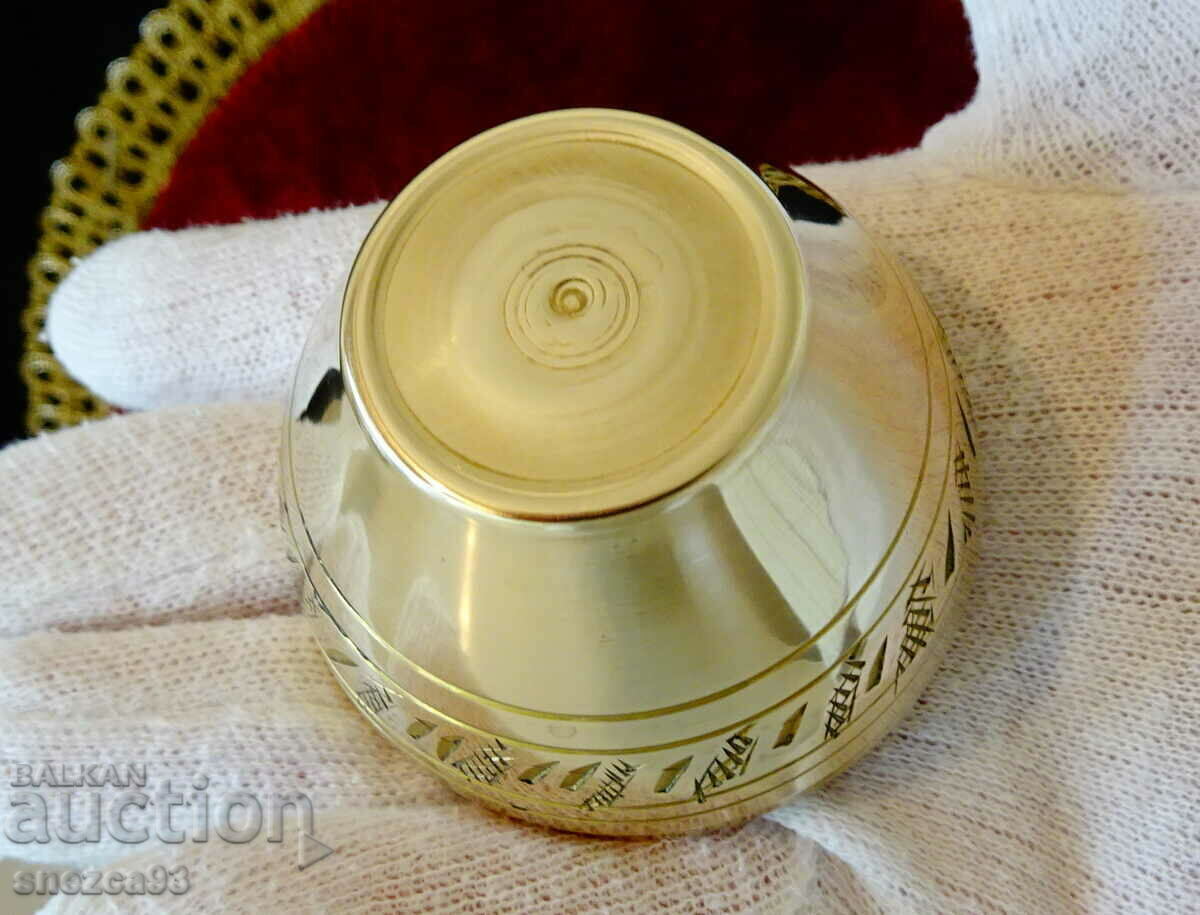 Auction  Bronze glass, engraved 70 ml.