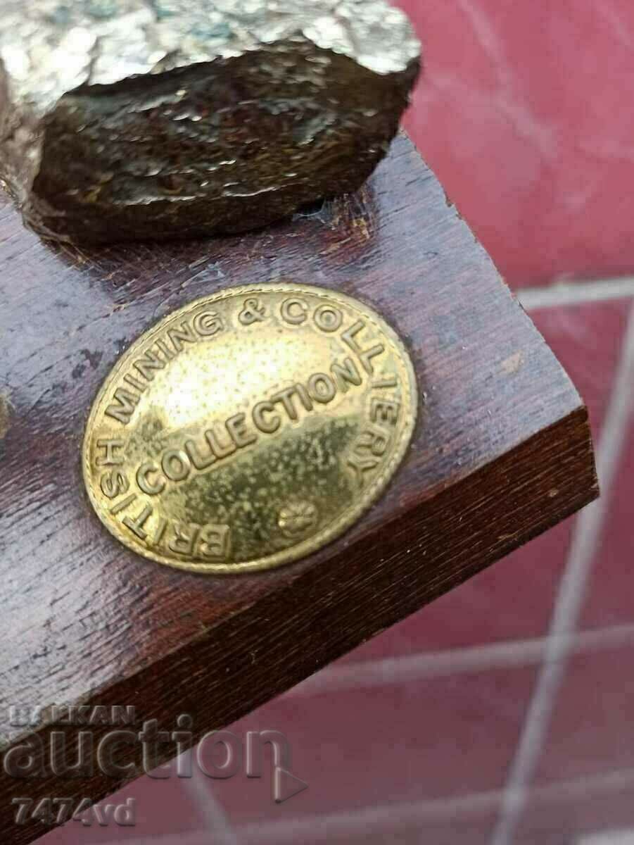 Auction Bronze sculpture Miner with pyrite I think is the stone. Auction Bronze sculpture Miner with pyrite I think is the stone.