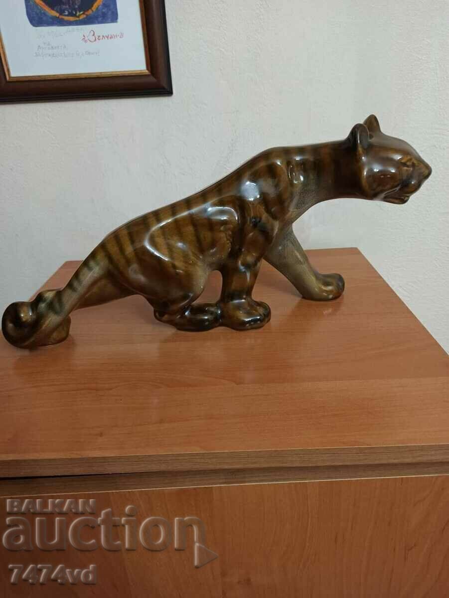 Large collector's figure, massive, 48 cm long, stamps Large collector's figure, massive, 48 cm long, stamps