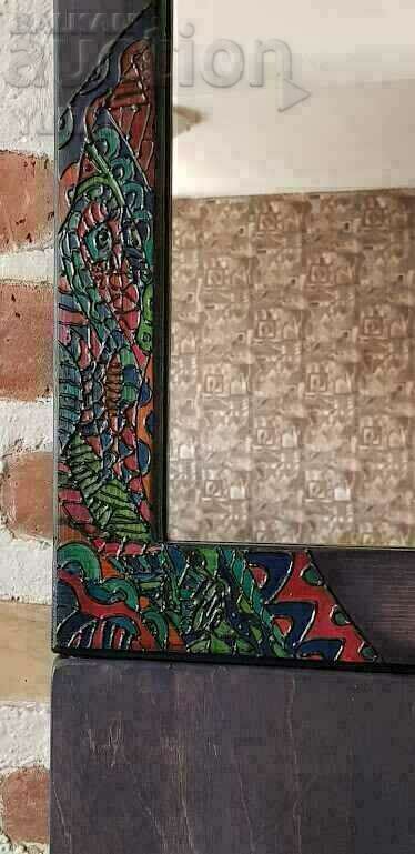 Mirror with locker for small items - 6 Mirror with locker for small items - 6