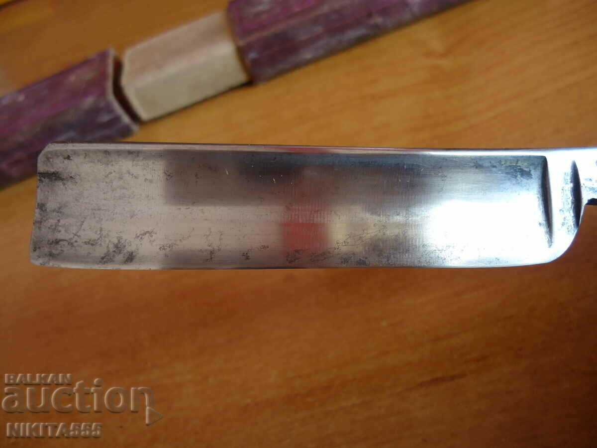 Rare original razor CARL RADER 21 SOLINGEN with price 350.00 BGN | € 178.95 Rare original razor CARL RADER 21 SOLINGEN with price 350.00 BGN | € 178.95