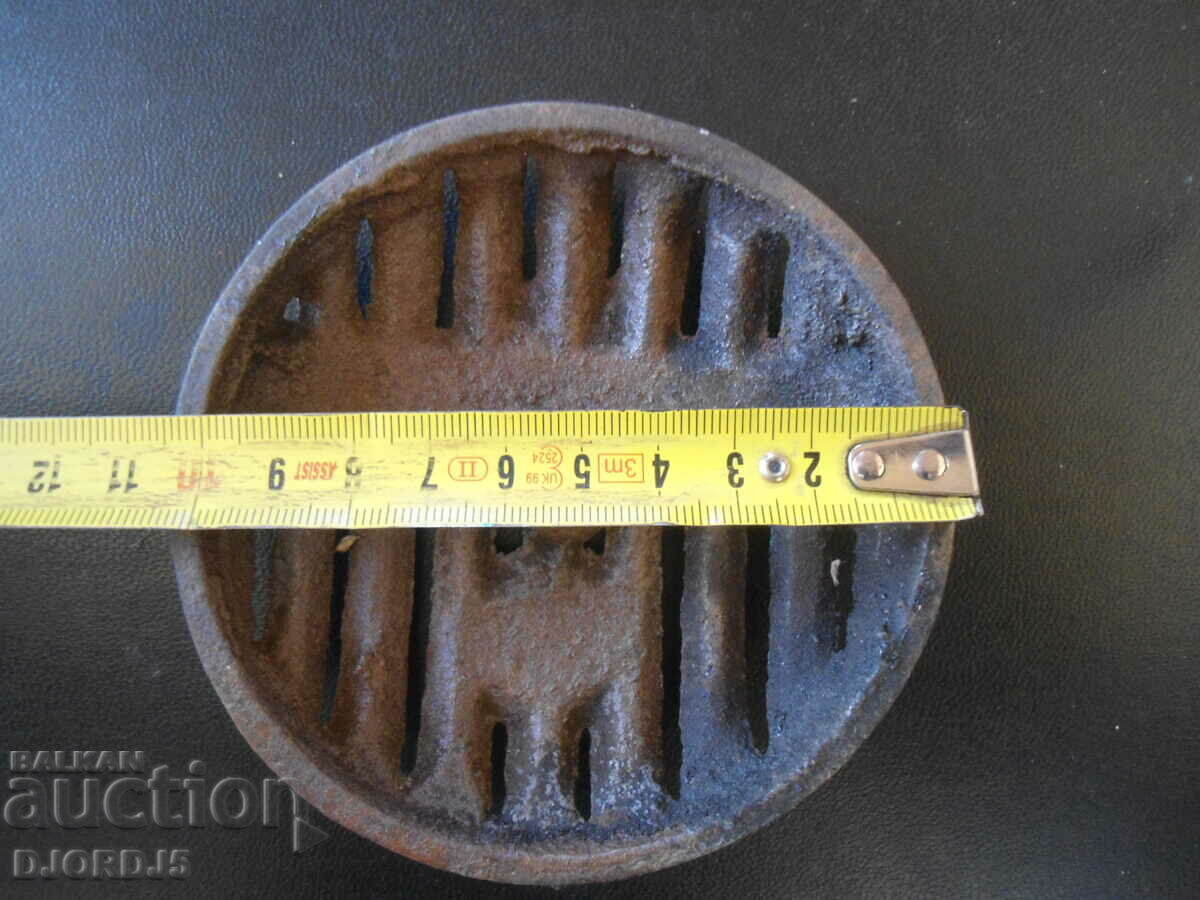 Application from an old solid fuel stove with price 5.00 BGN | € 2.56