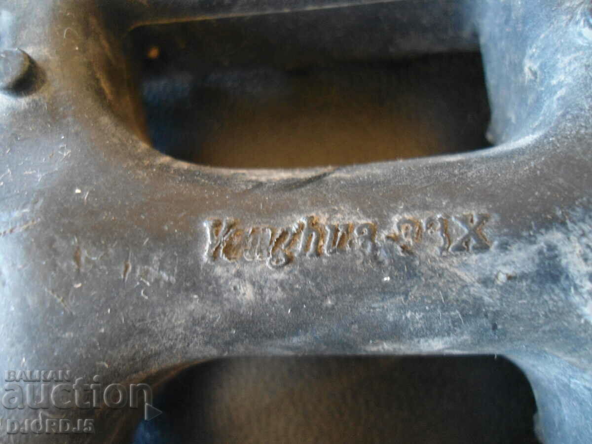 Bicycle pedal with price 2.00 BGN | € 1.02 Bicycle pedal with price 2.00 BGN | € 1.02