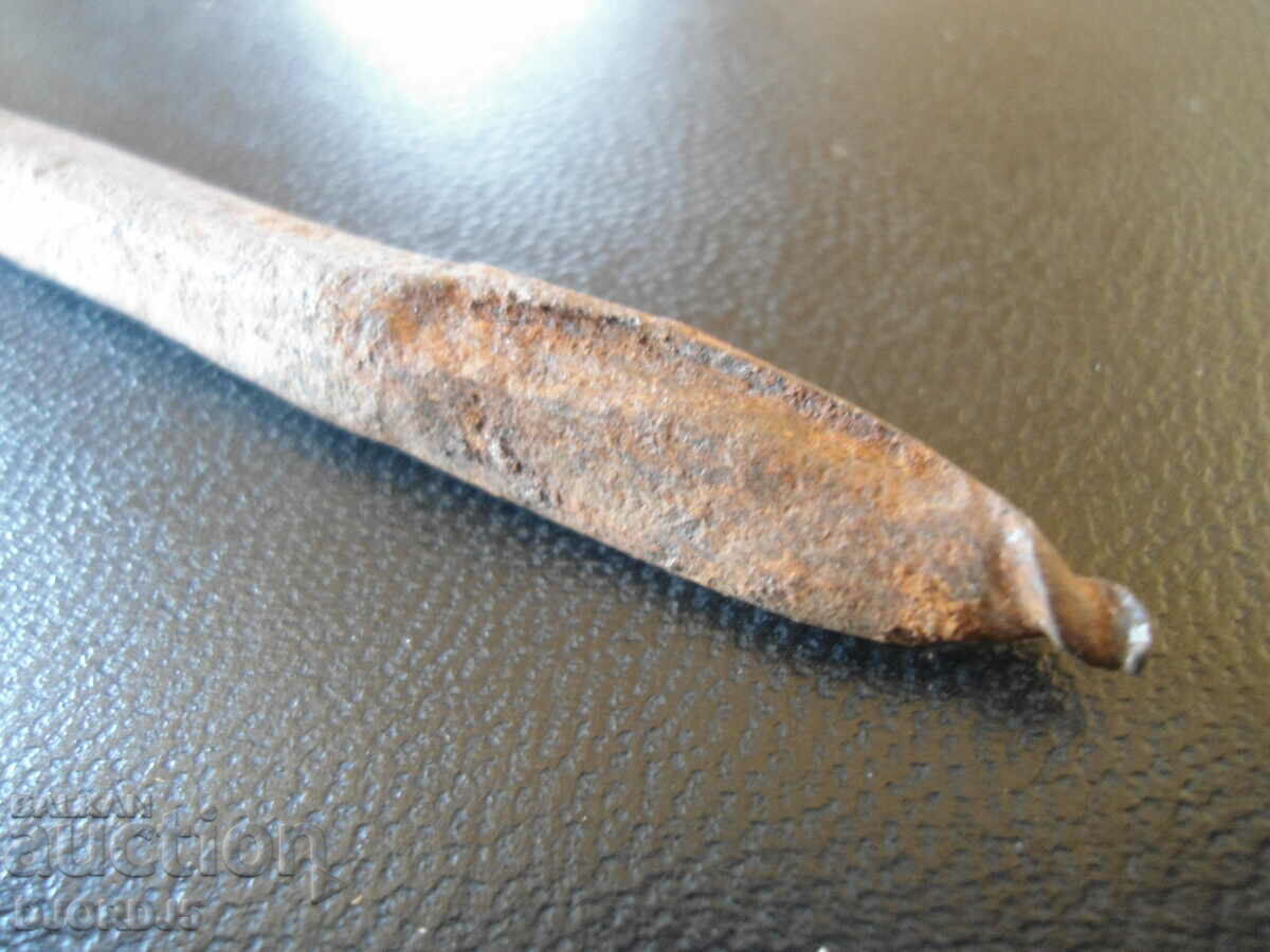 Old drill, chipping with price 5.00 BGN | € 2.56 Old drill, chipping with price 5.00 BGN | € 2.56