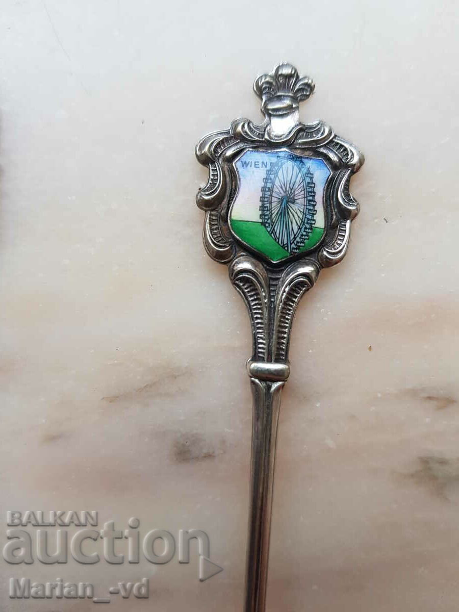 Auction Collectible silver-plated spoons 3 pieces Auction Collectible silver-plated spoons 3 pieces