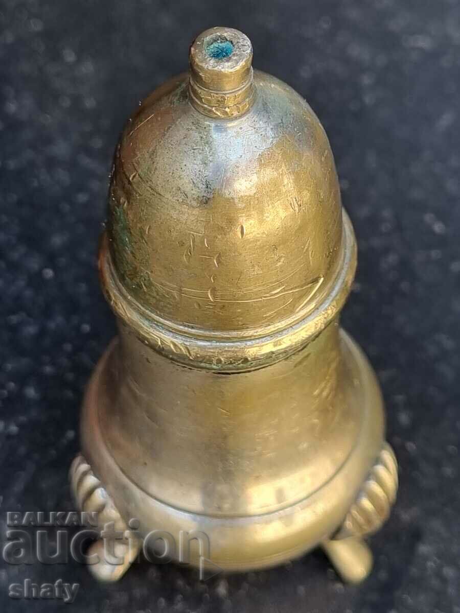 Auction  Old silver-plated utensils for salt and pepper