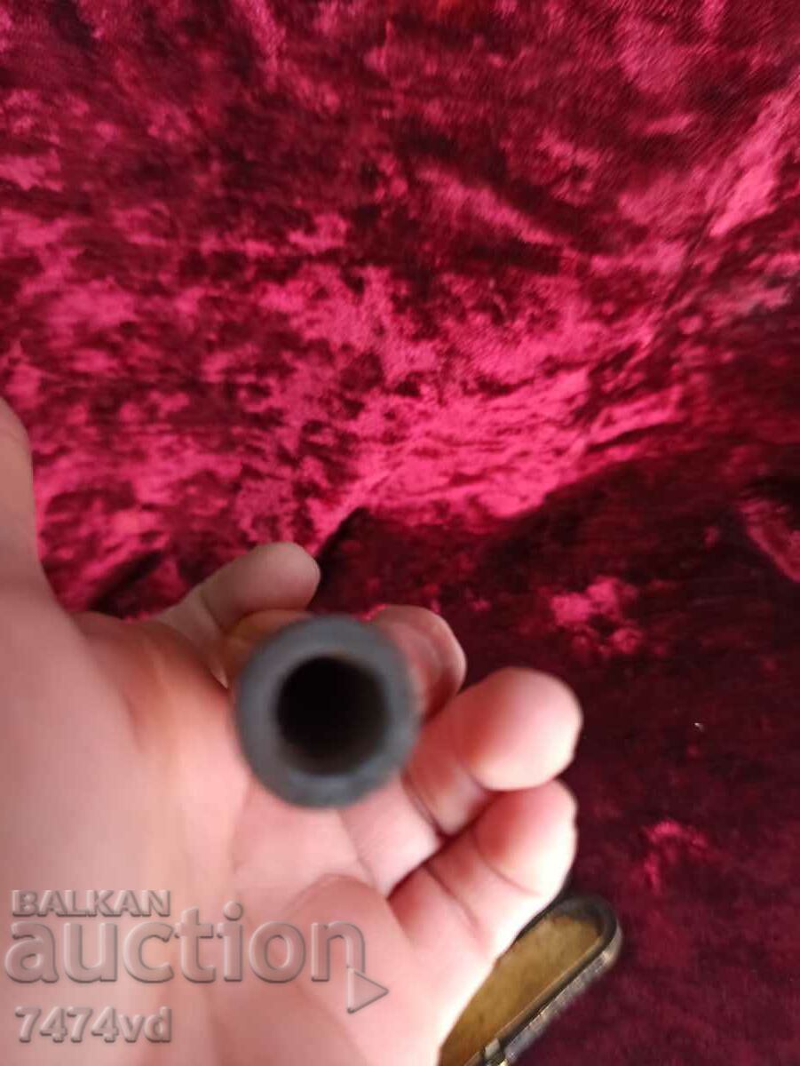 Delivery of Old cigarette amber Delivery of Old cigarette amber