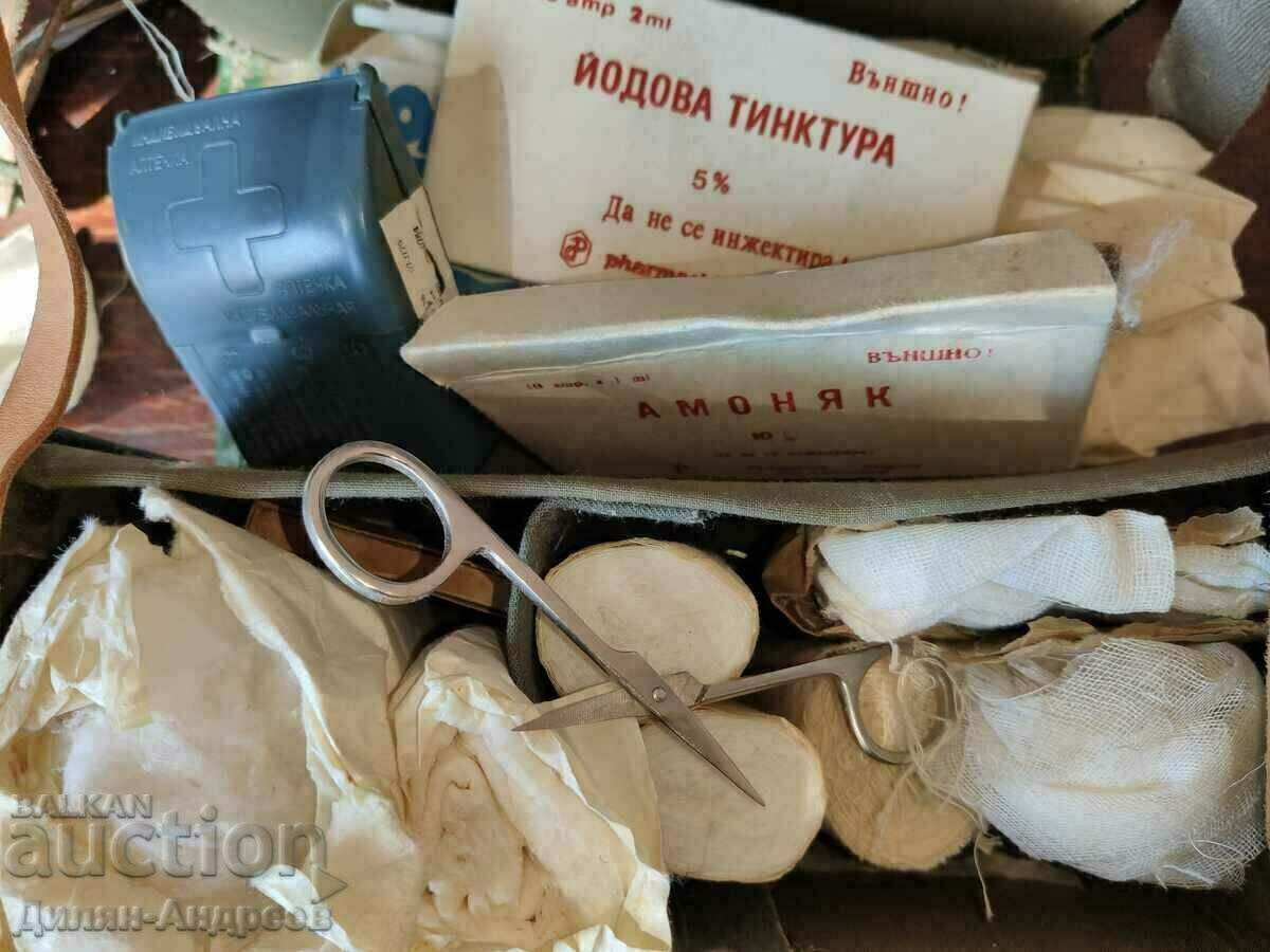 Auction Old military medical kit, Red Cross - FULL SET! Auction Old military medical kit, Red Cross - FULL SET!