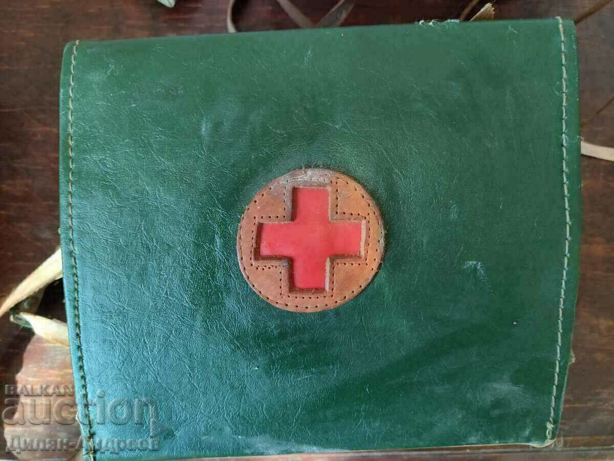 Delivery of Old military medical kit, Red Cross - FULL SET! Delivery of Old military medical kit, Red Cross - FULL SET!
