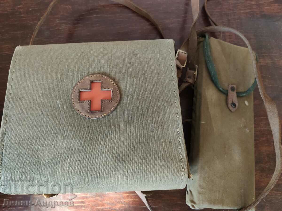 Delivery of Old medical bag, Red Cross - Complete set! Delivery of Old medical bag, Red Cross - Complete set!