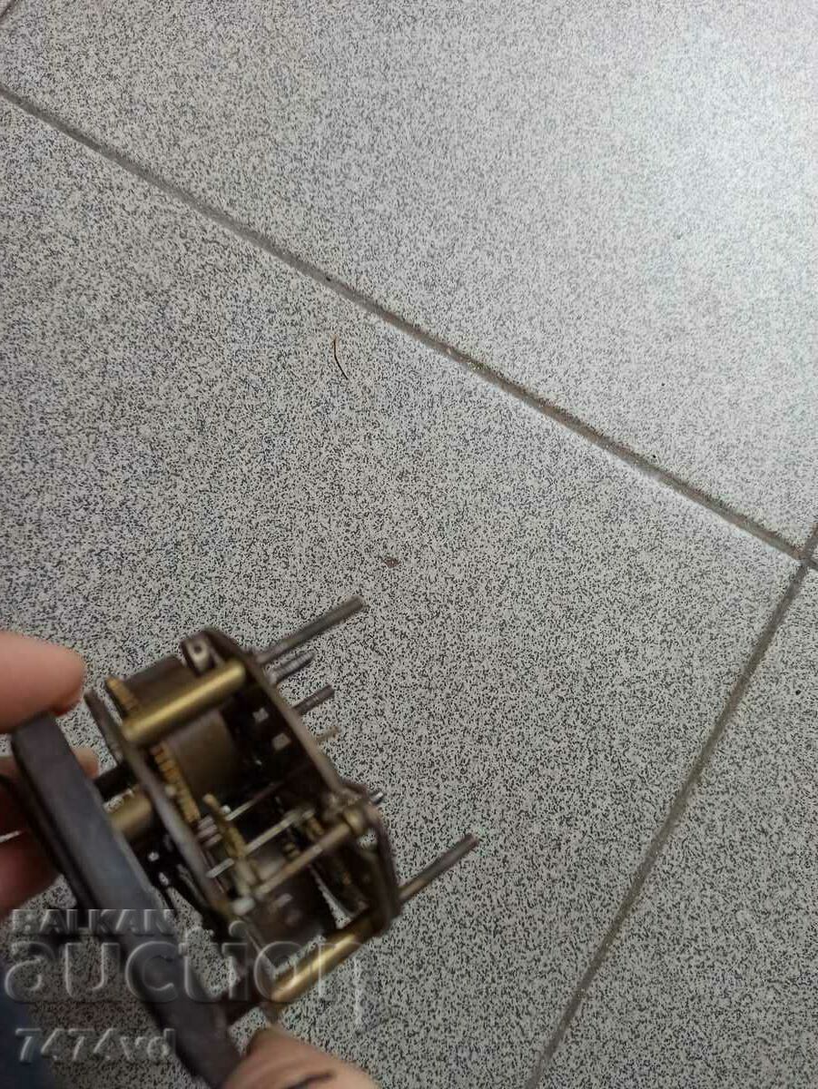 RARE FIREPLACE ANTIQUE CLOCK - 7 RARE FIREPLACE ANTIQUE CLOCK - 7