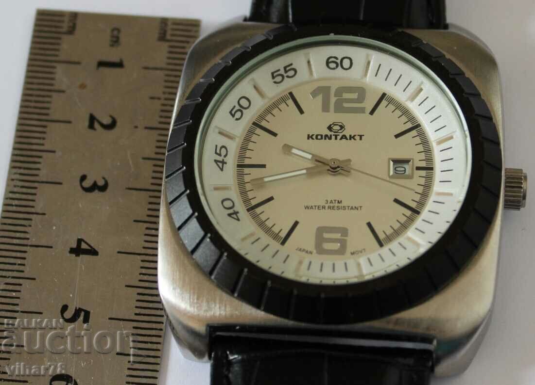 Auction  BIG QUARTZ MEN'S WATCH