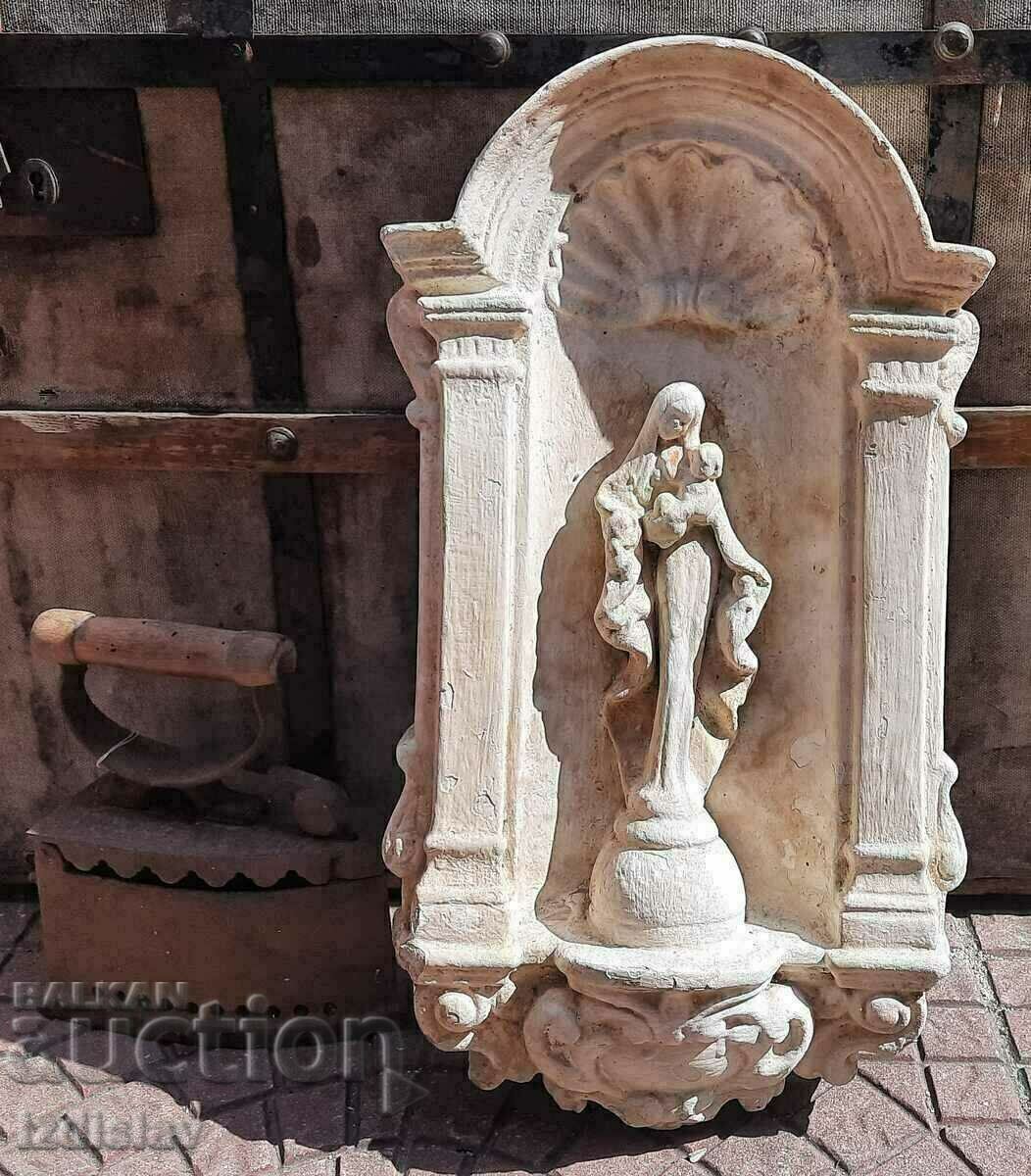 Massive plaster sculpture of the Weeping Madonna - 5 Massive plaster sculpture of the Weeping Madonna - 5