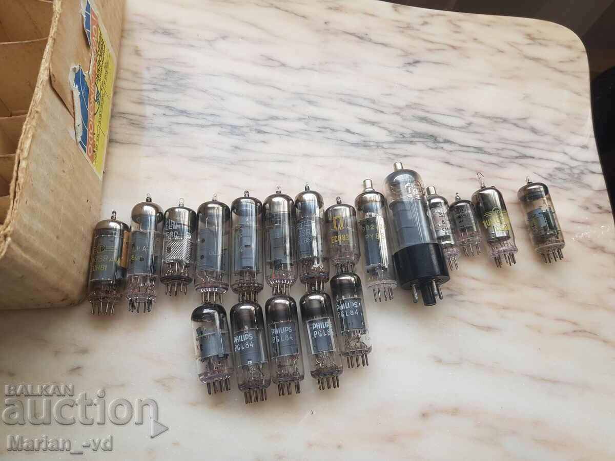 Delivery of Lot of 52 pcs. radio and television lamps Delivery of Lot of 52 pcs. radio and television lamps