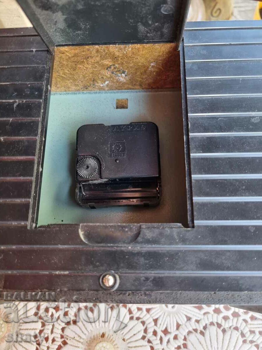 Ρωσικό επιτραπέζιο ρολόι. Πρωτότυπο - 6 Ρωσικό επιτραπέζιο ρολόι. Πρωτότυπο - 6