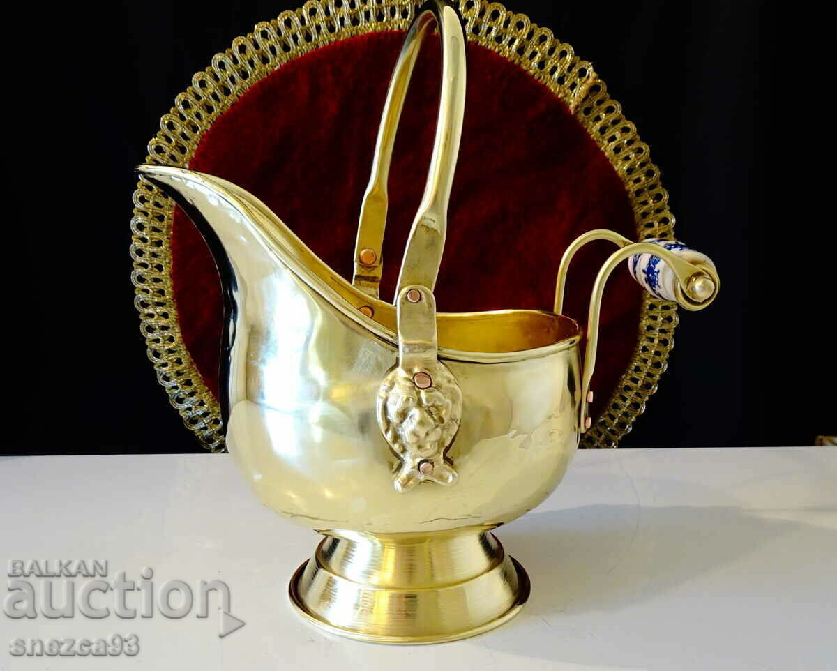 Antique brass vessel, lion heads, porcelain. with price 59.00 BGN | € 30.17