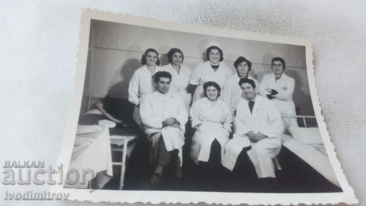Photo Doctors and nurses