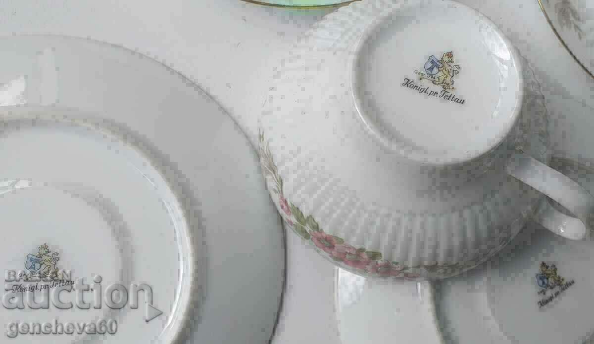 Royal set of tea cups with floral motifs - 5 Royal set of tea cups with floral motifs - 5