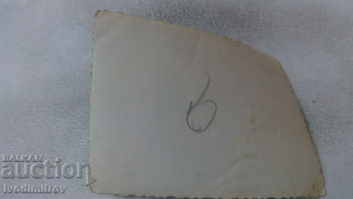 Photo Young people with a retro truck with registration ф Sf 07 - 41 with price 3.65 BGN | € 1.87 Photo Young people with a retro truck with registration ф Sf 07 - 41 with price 3.65 BGN | € 1.87