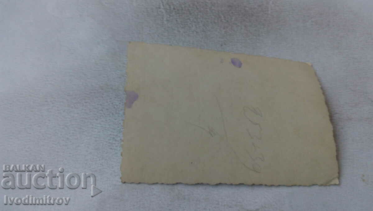 Photo Four skiers with price 1.45 BGN | € 0.74