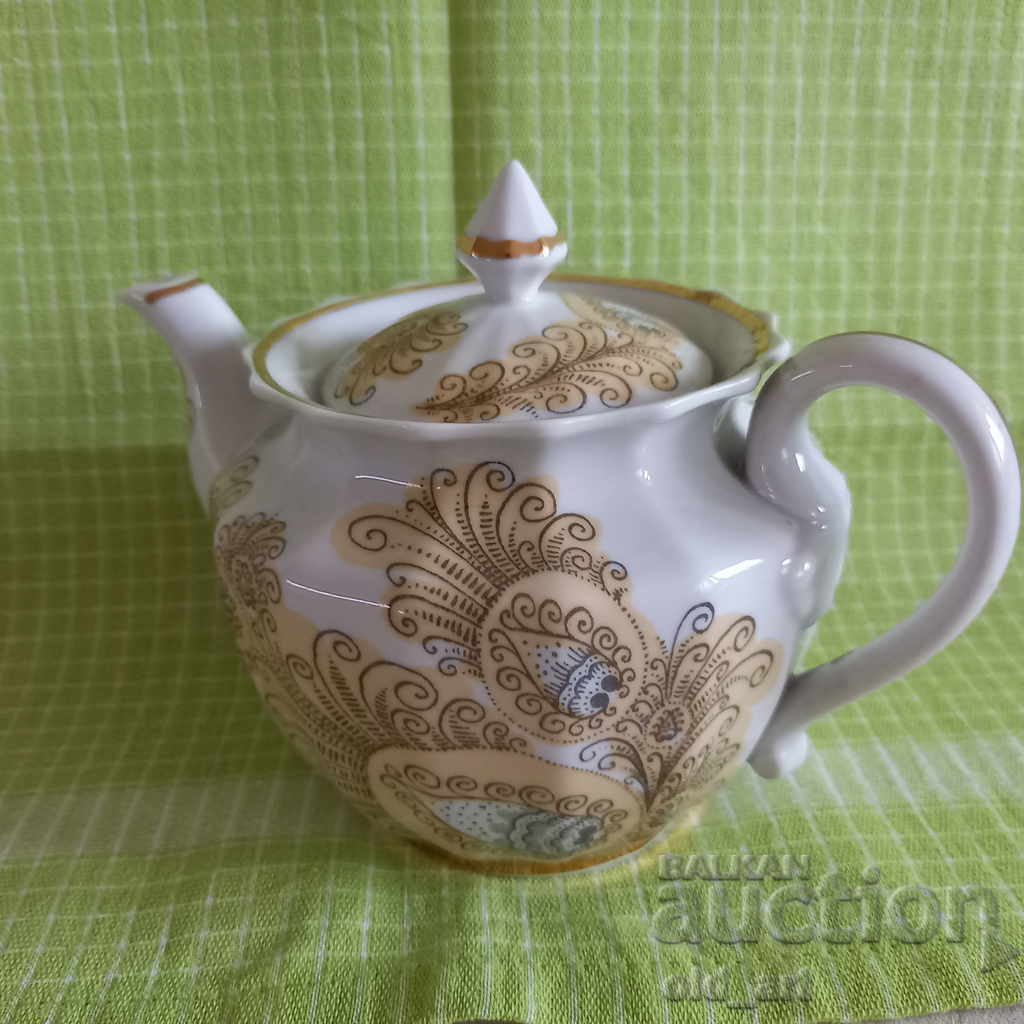 Licitație China Bone China din anii 1970 - ceainic aurit