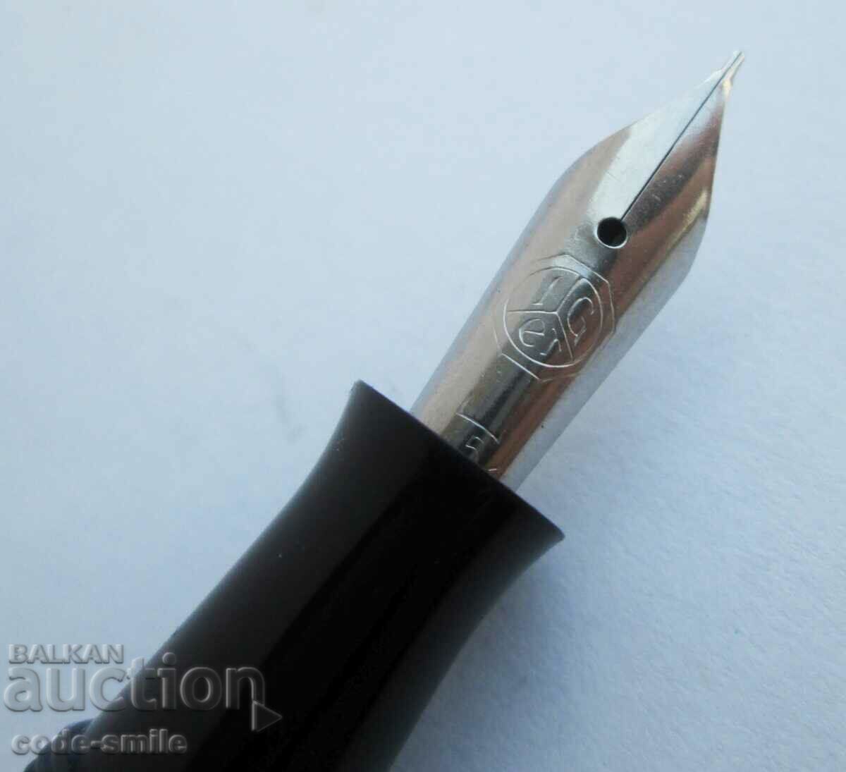 Old antique pen with Luxor pen Luxor - 6 Old antique pen with Luxor pen Luxor - 6