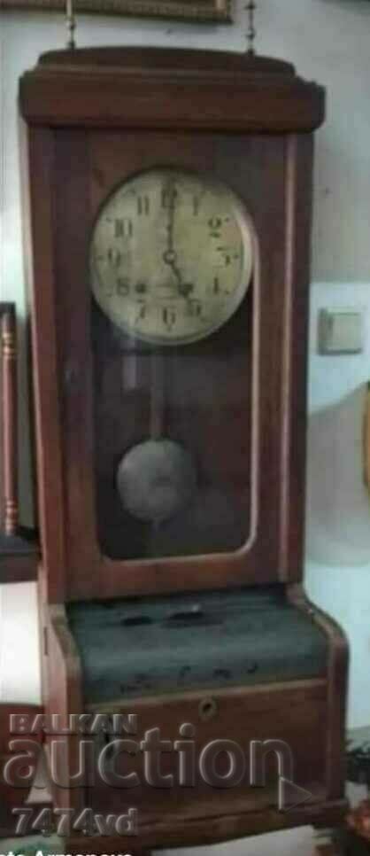 Много стар контролен часовник Fried.Ernst Benzing.Датиран от