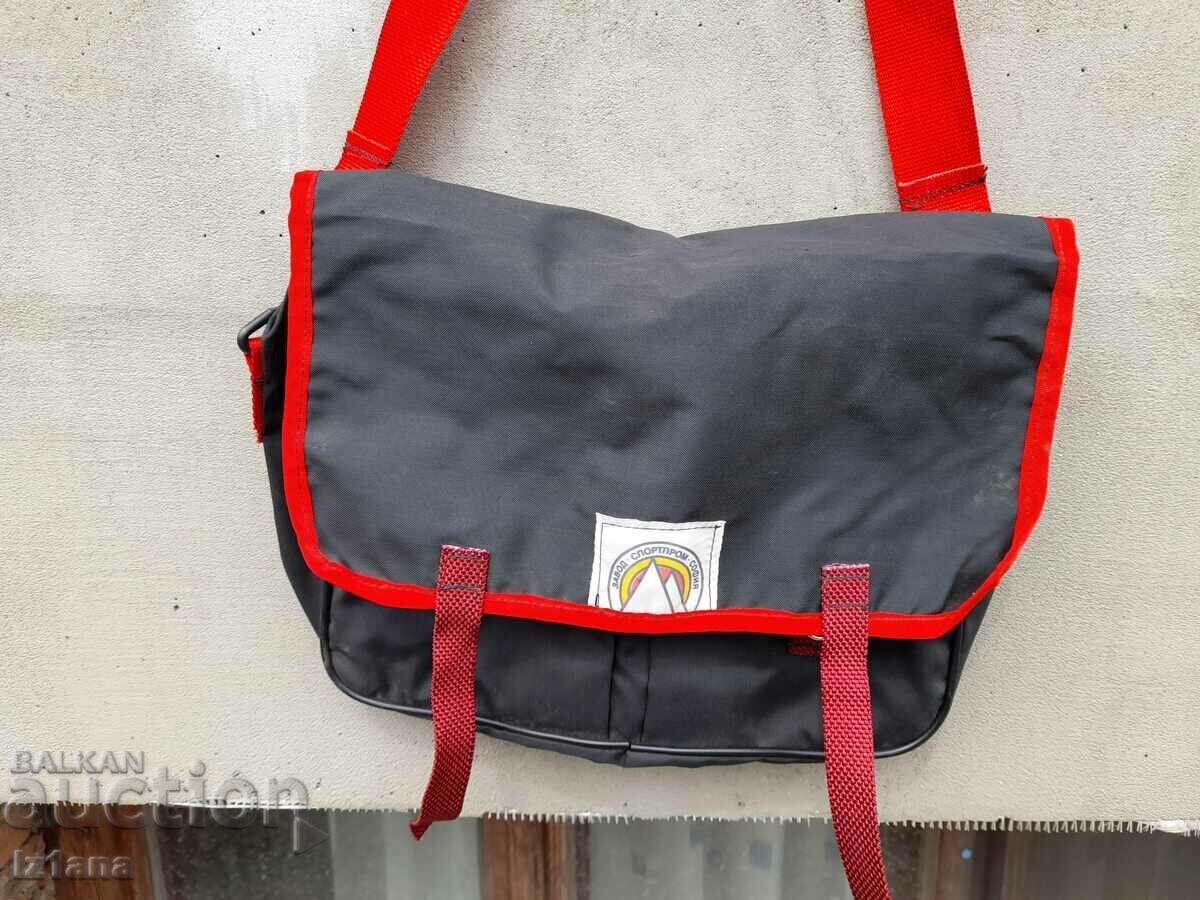 Old bag Sportprom with price 28.00 BGN | € 14.32 Old bag Sportprom with price 28.00 BGN | € 14.32