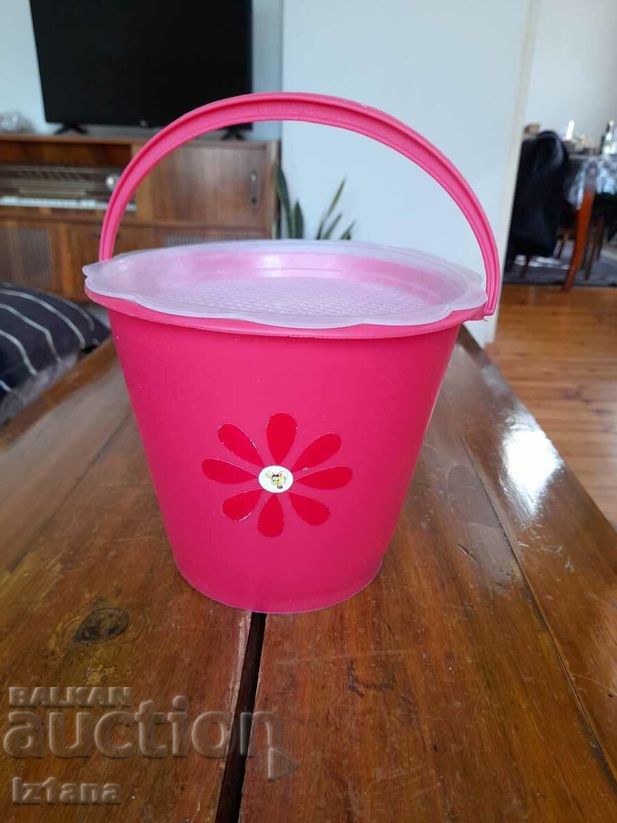 Old children's bucket, bucket with price 33.00 BGN | € 16.87