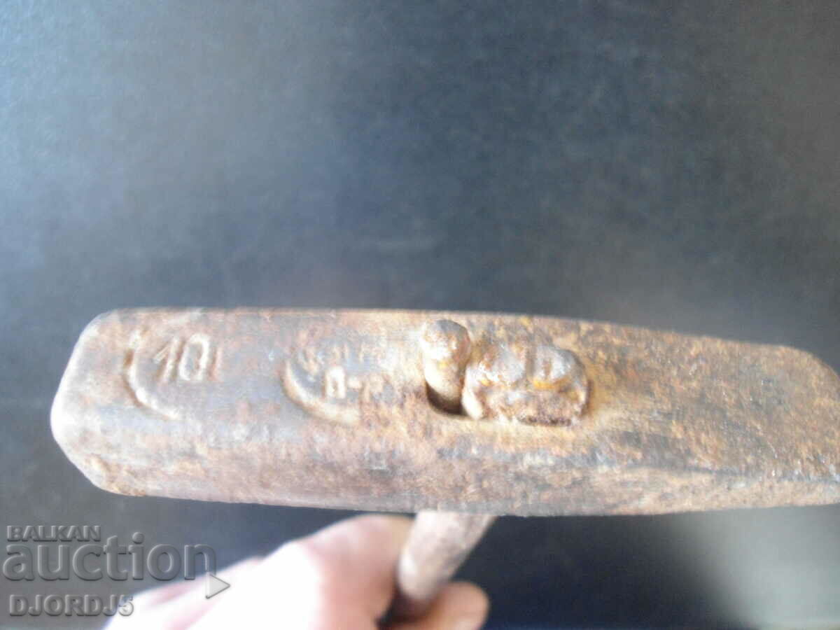 Auction Old hammer, iron handle Auction Old hammer, iron handle