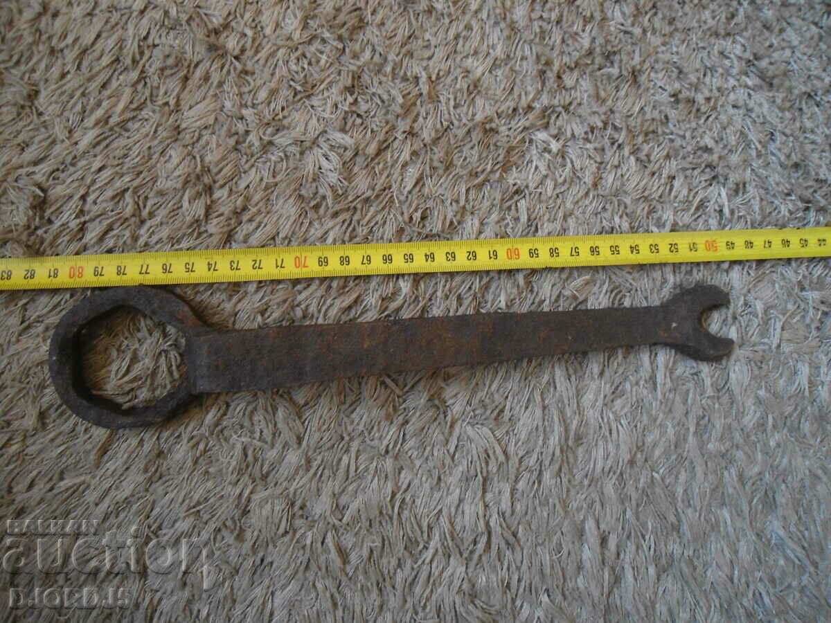 Доставка на Стар кован ключ, каруца, файтон Доставка на Стар кован ключ, каруца, файтон