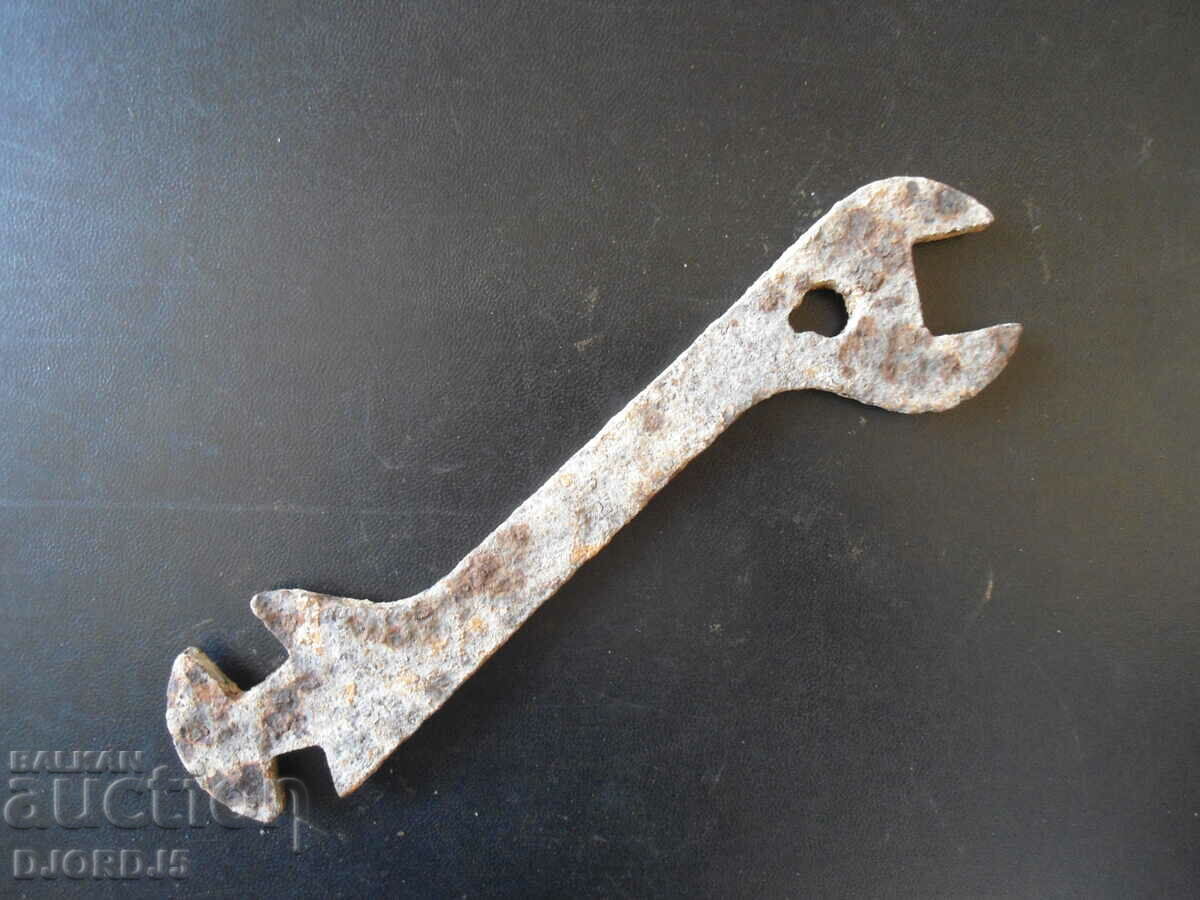 cheie vechi cu preț 2.00 BGN | € 1.02