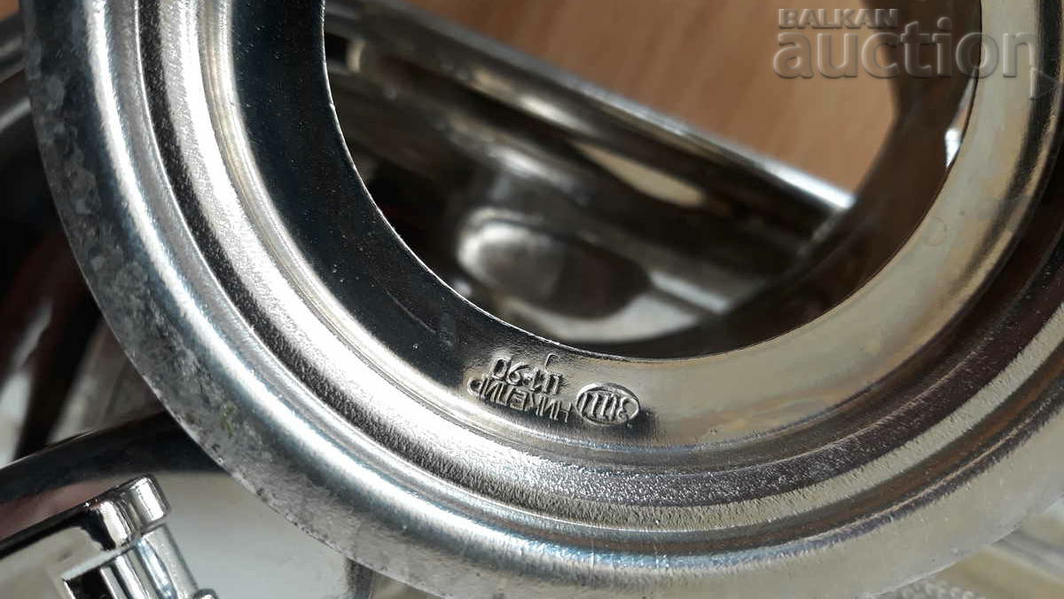 checkered tray and pocket bottle for retro vintage alcohol - 6