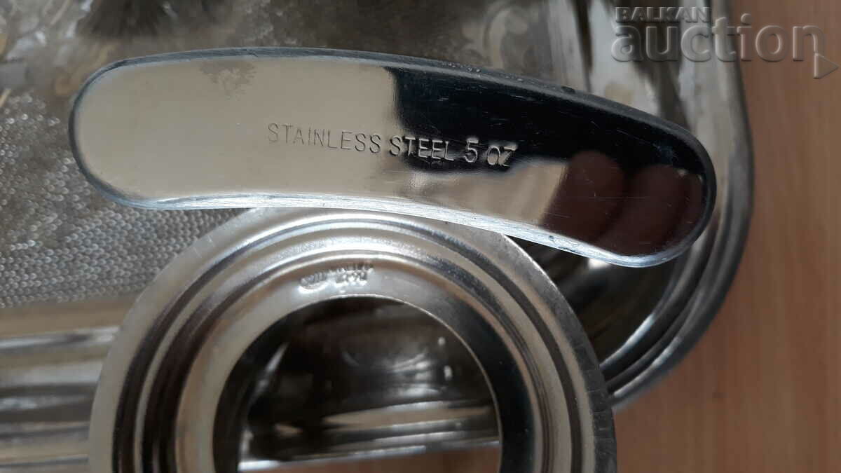 checkered tray and pocket bottle for retro vintage alcohol - 7