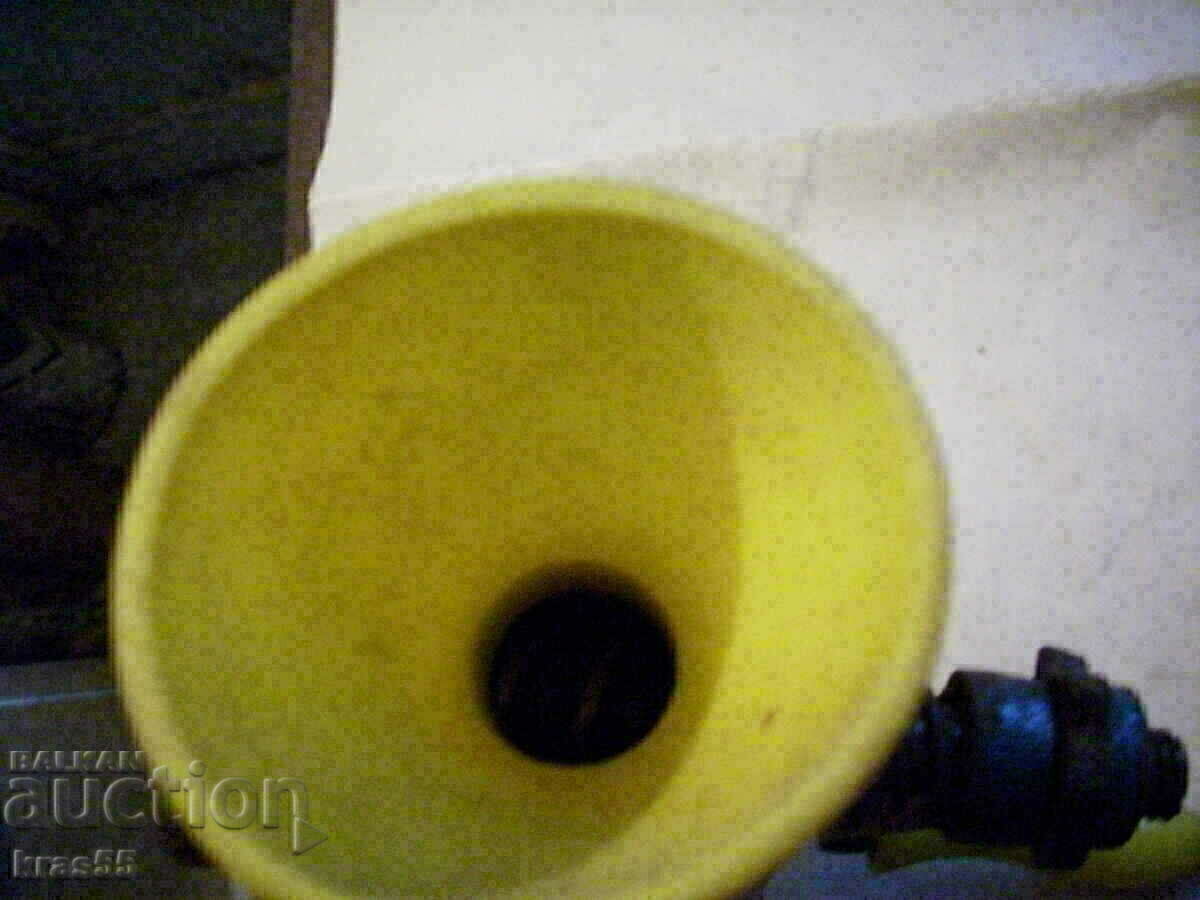 Auction Manual coffee grinder Auction Manual coffee grinder