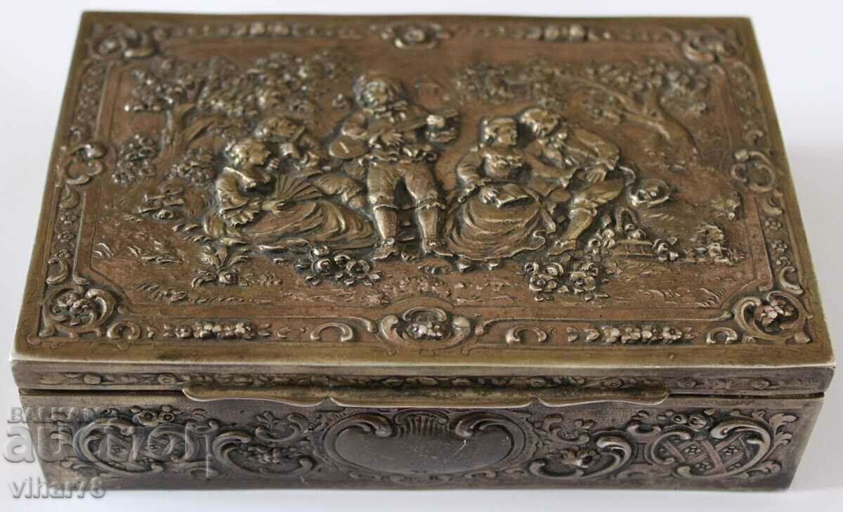 Silver jewelry box