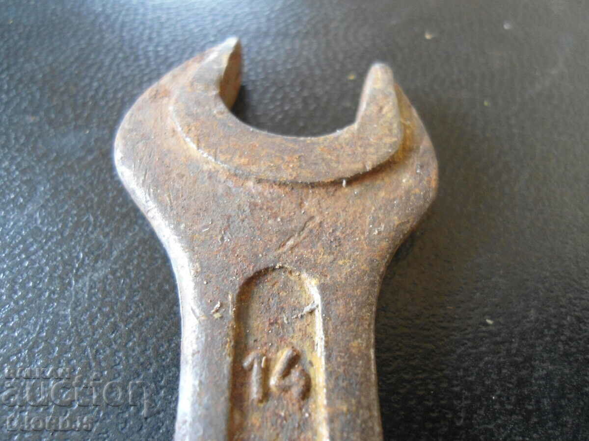 Old key 14-17 with price 2.00 BGN | € 1.02 Old key 14-17 with price 2.00 BGN | € 1.02