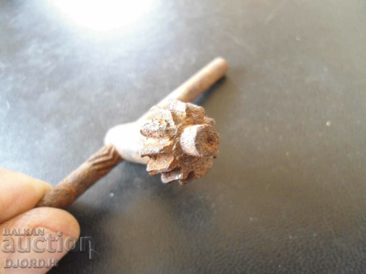 Auction Old wrench, angle grinder Auction Old wrench, angle grinder