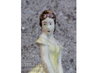 Porcelain figure plastic figurine porcelain porcelain