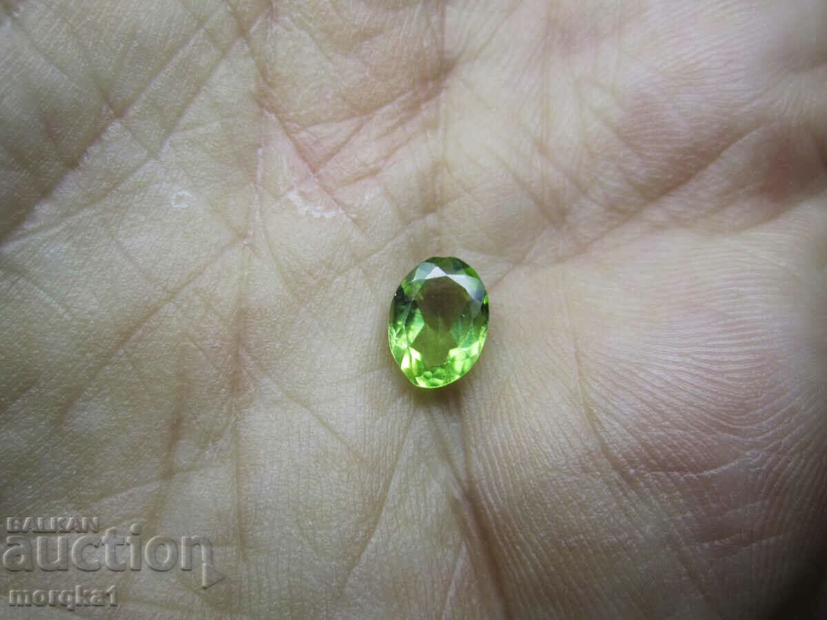 Delivery of Peridot 1 carat natural, natural Pakistan Delivery of Peridot 1 carat natural, natural Pakistan