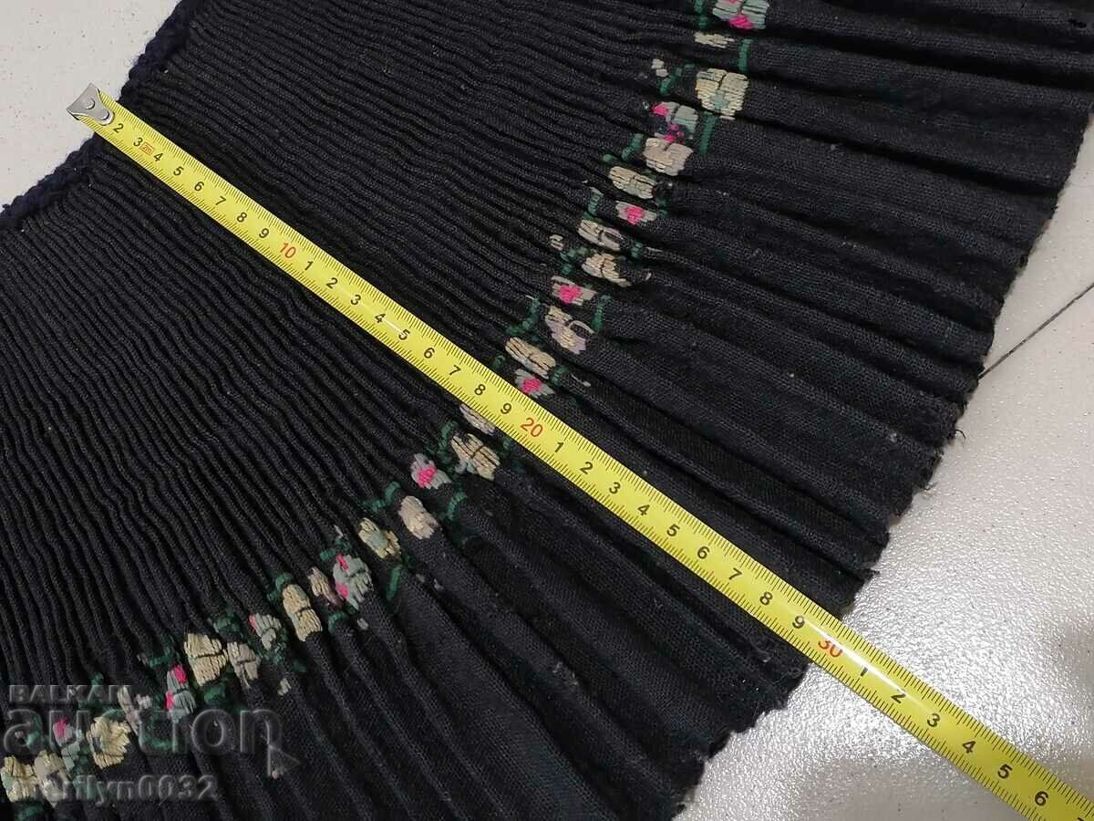 Auction Old squealing costume with bruchnik embroidery Auction Old squealing costume with bruchnik embroidery