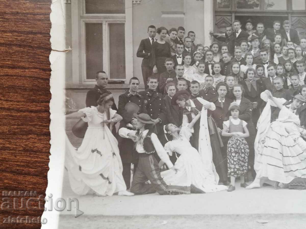 Old photo - with price 10.00 BGN | € 5.11 Old photo - with price 10.00 BGN | € 5.11