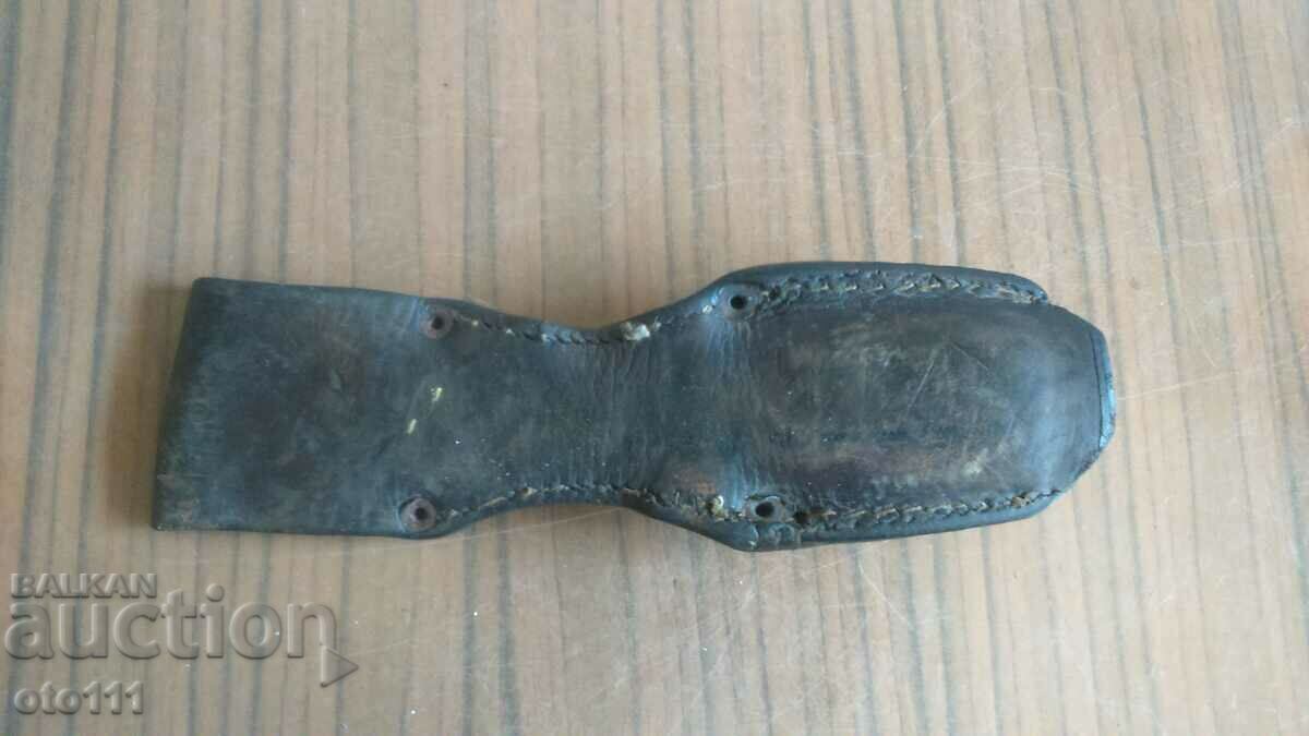 Auction  LOPUS FOR CHEESE MAUSER