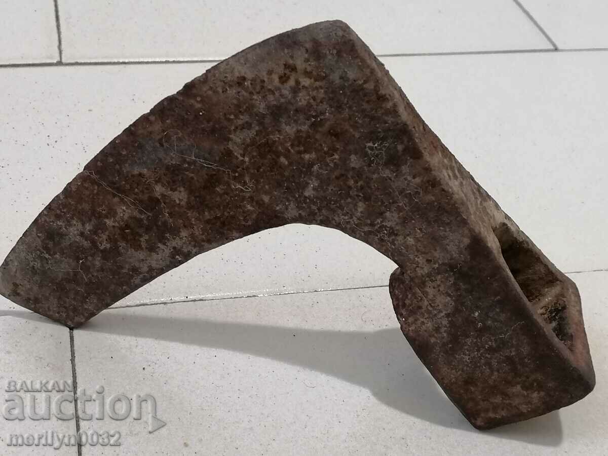 Old ax chopper ax sap with price 45.00 BGN | € 23.01