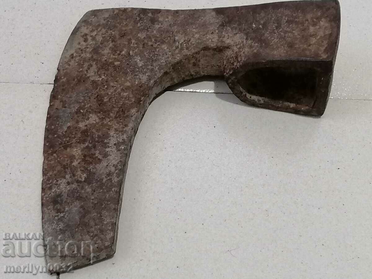 Auction  Old ax chopper ax sap