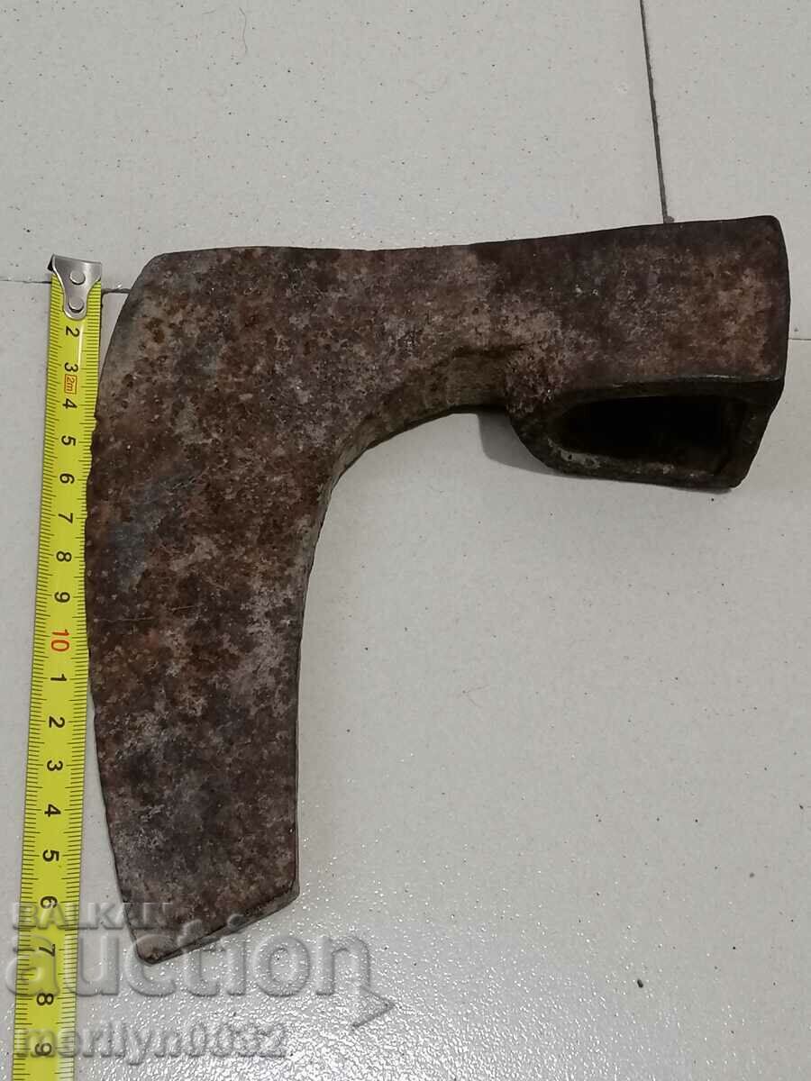 Delivery of Old ax chopper ax sap