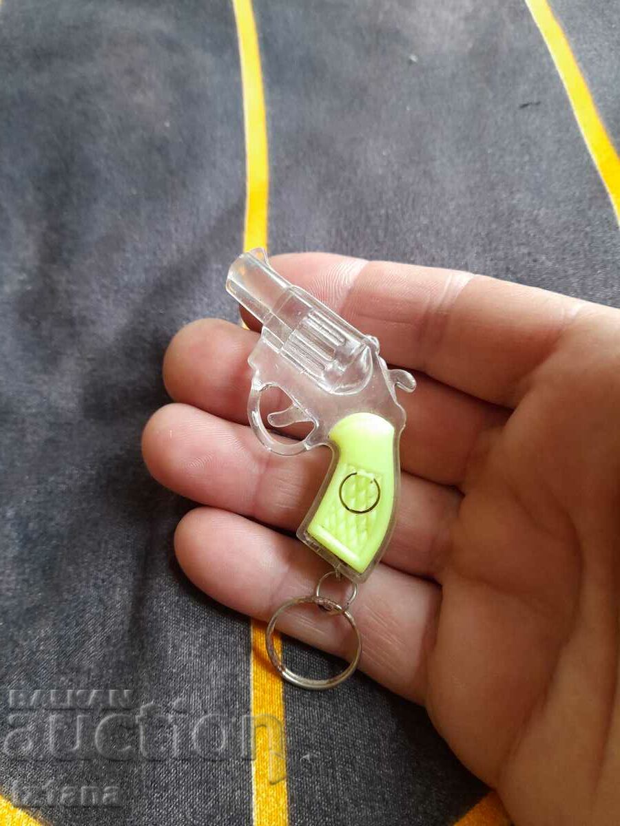 Breloc vechi, pistol cu șapcă, pistol cu preț 9.00 BGN | € 4.60