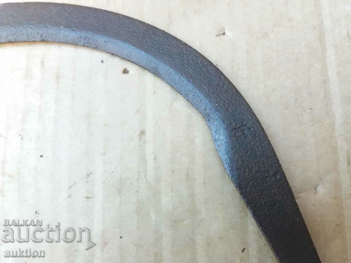 Auction KOVAN VAZROZHDENSKI SIRP, HARVESTING TOOL Auction KOVAN VAZROZHDENSKI SIRP, HARVESTING TOOL