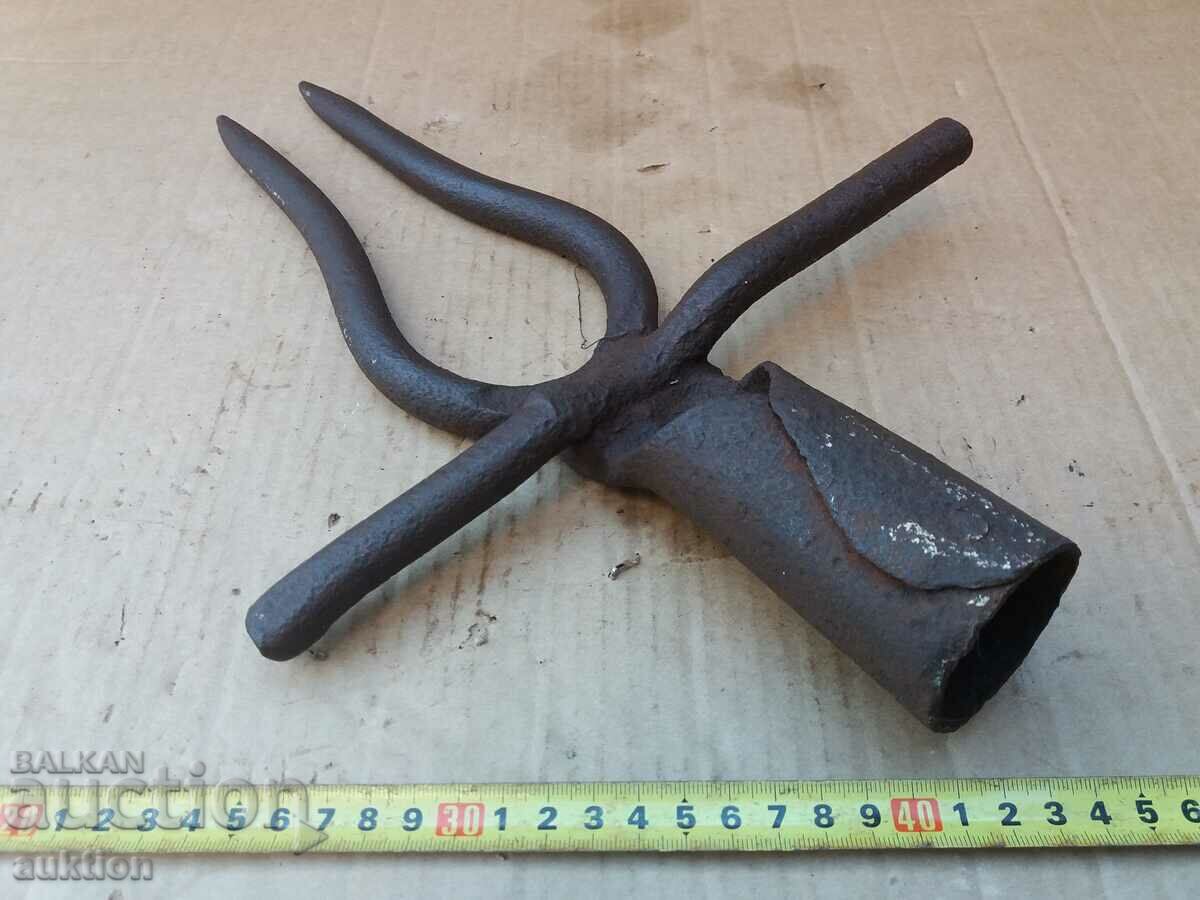 FORGED AGRICULTURAL TOOL FOR BEET EXTRACTION - 7 FORGED AGRICULTURAL TOOL FOR BEET EXTRACTION - 7