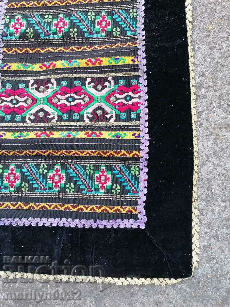 Auction Old woven, embroidered and embroidered apron, costume, sukman Auction Old woven, embroidered and embroidered apron, costume, sukman